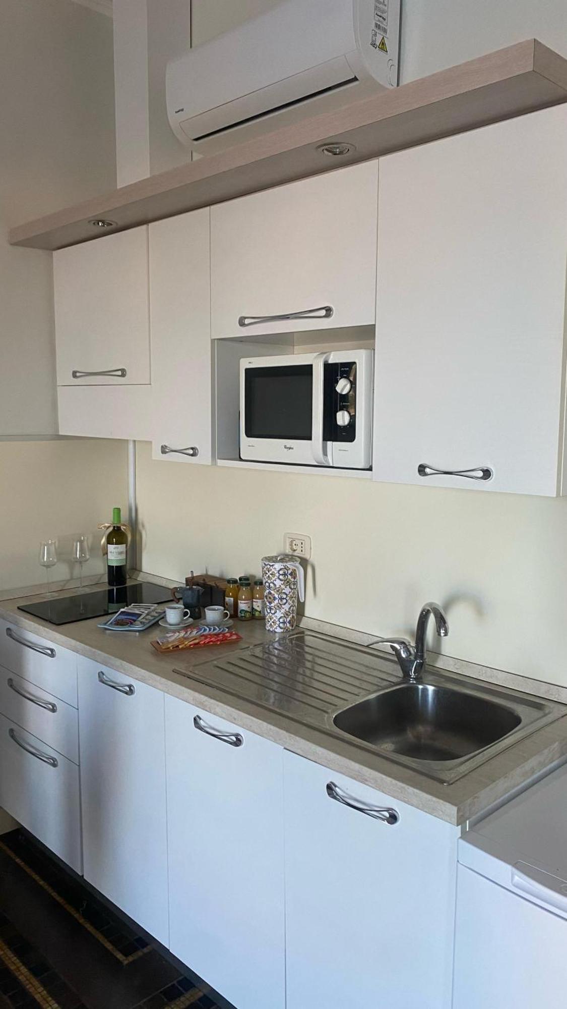 Regina Del Porto Apartment Brindisi Exterior photo