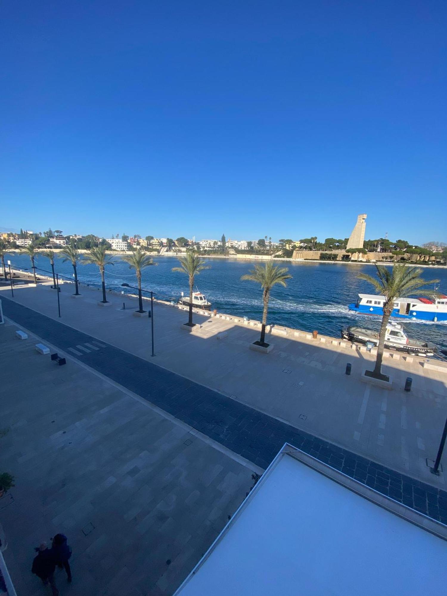 Regina Del Porto Apartment Brindisi Exterior photo