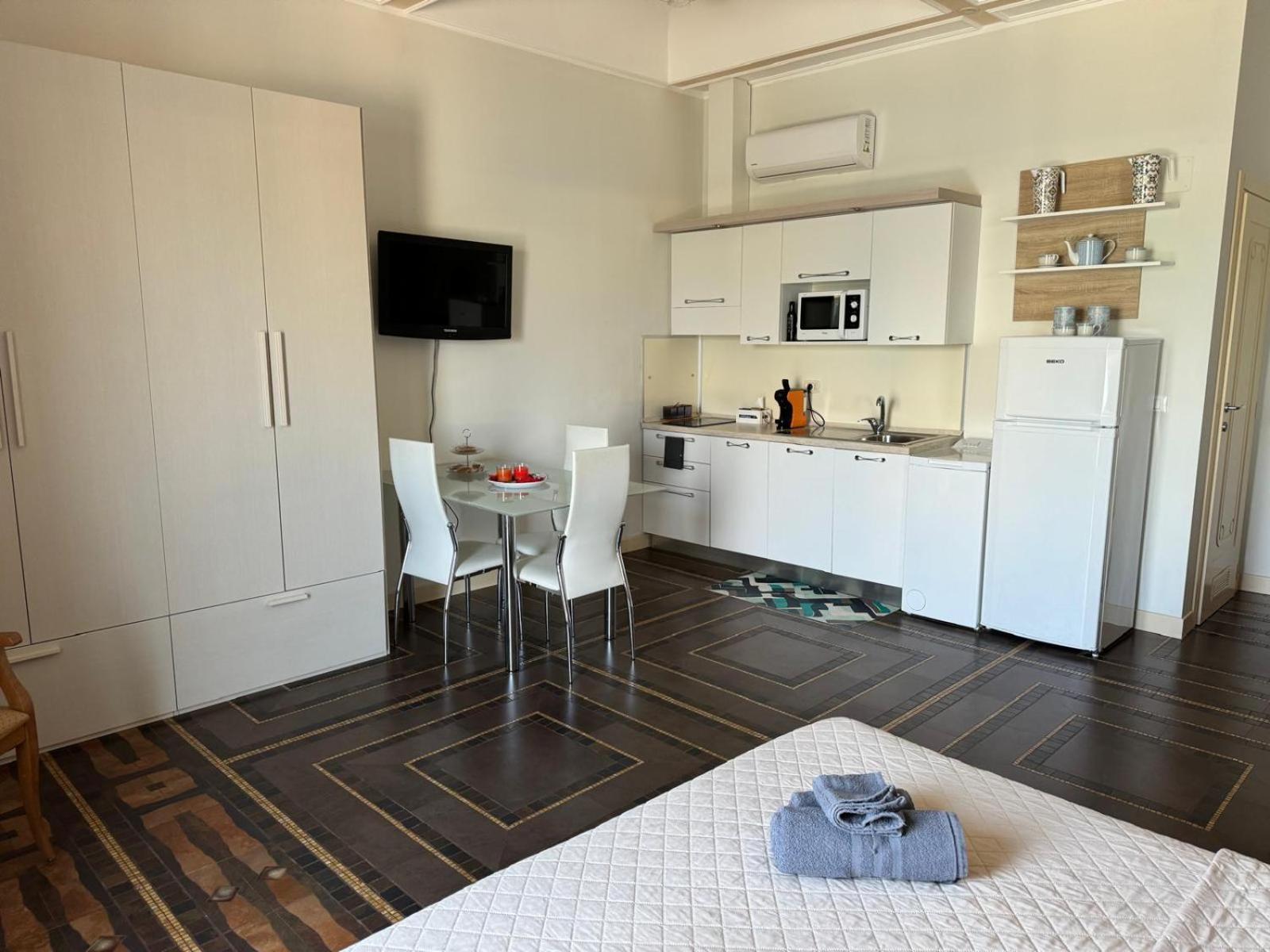 Regina Del Porto Apartment Brindisi Exterior photo