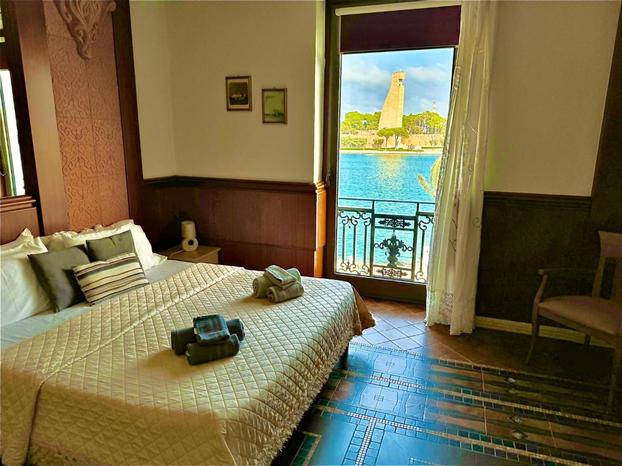 Regina Del Porto Apartment Brindisi Exterior photo