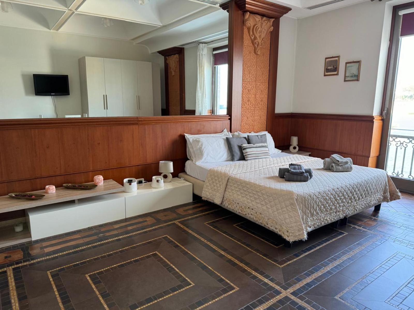 Regina Del Porto Apartment Brindisi Exterior photo